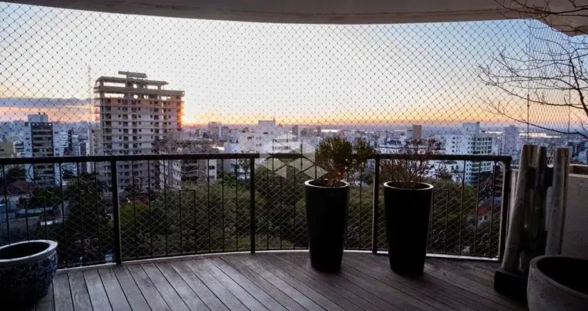 Apartamento com 3 quartos à venda na Avenida Coronel Lucas de Oliveira, 1025, Petrópolis, Porto Alegre