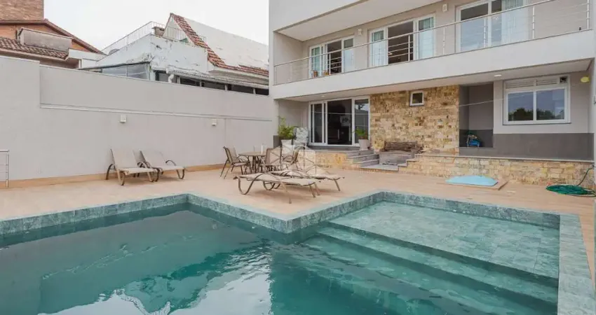 Casa com 4 quartos à venda na Avenida General Barreto Viana, 332, Chácara das Pedras, Porto Alegre