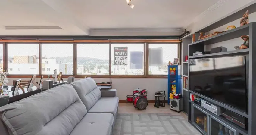 Apartamento com 103m² de área privativa, 3 dormitórios, sendo 1 suíte, e 2 vagas de garagem