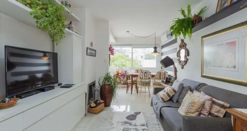 Apartamento dois dormitórios com vaga no Mont Serrat