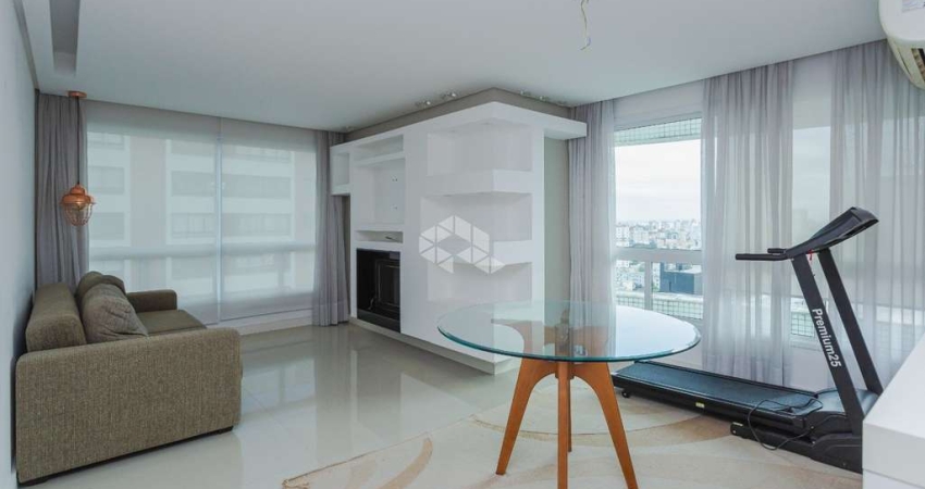 Apartamento Mobiliado no Petrópolis com 2 dormitórios (1 suíte)