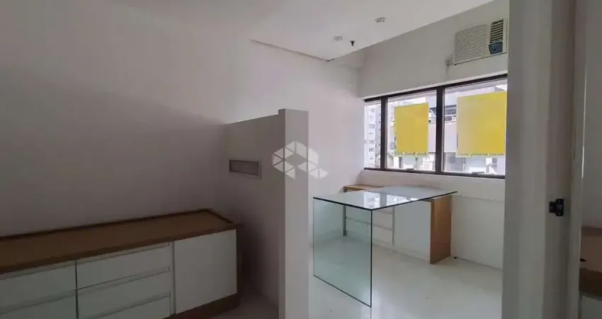 Sala comercial com33m2 na padre chagas, no moinhos de vento....