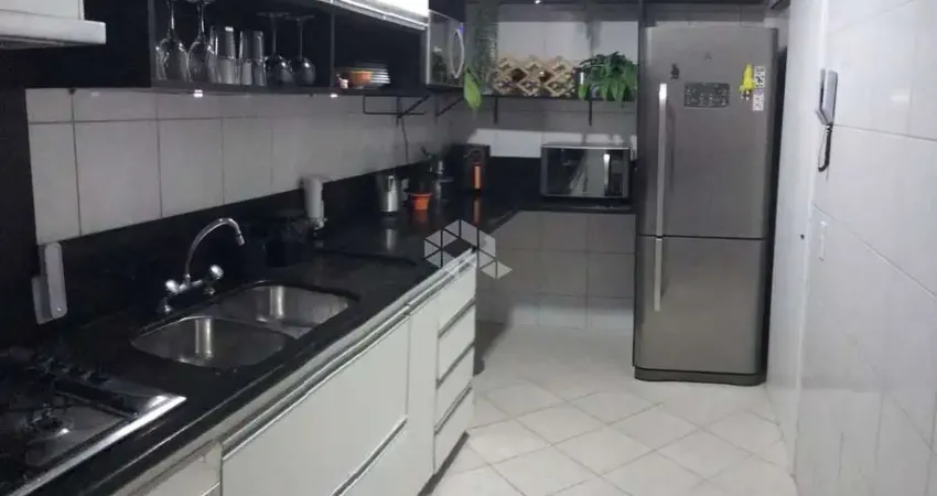 APARTAMENTO DE 2 QUARTOS NO SACO GRANDE - FLORIANÓPOLIS/SC