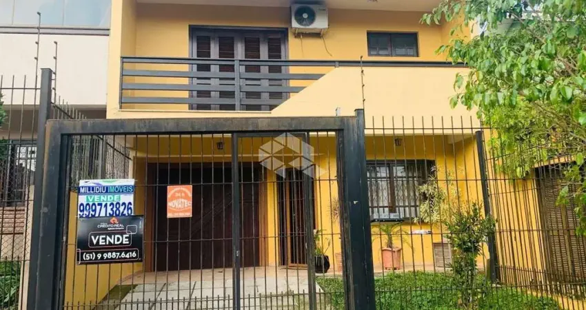 Casa Sobrado de 3 dormitórios com suíte master e closet, Nossa Senhora das Graças