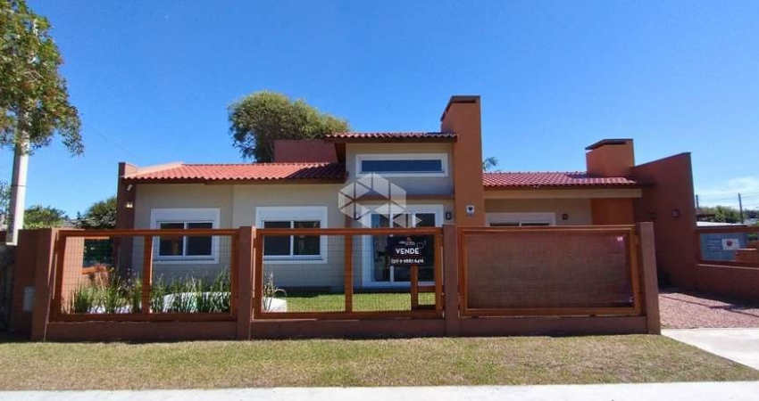 Casa Nova Térrea - 2 Quartos (1 Suíte) 89,93 m² - Mobiliada e Decorada