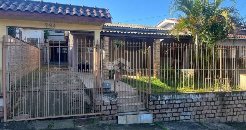 Casa com 4 quartos à venda na Ariovaldo Vieira de Aguiar, 294, Nossa Senhora das Graças, Canoas