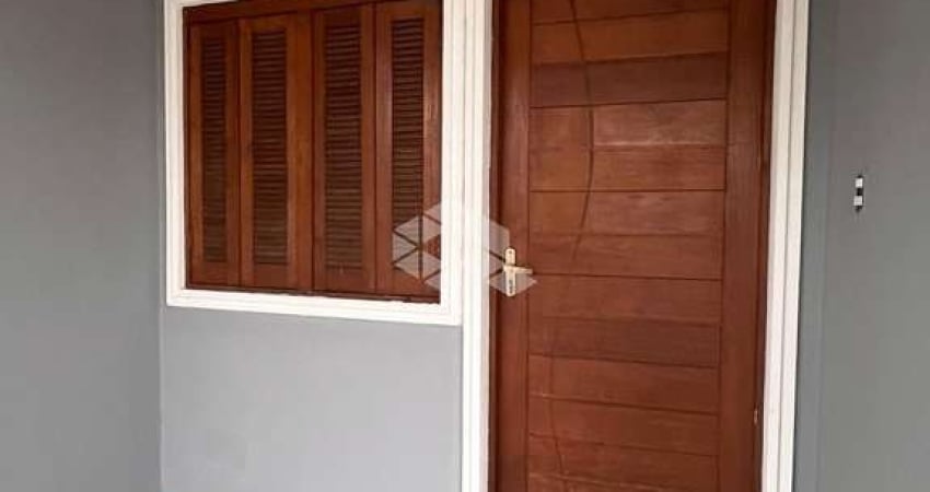 Casa Linda com 2 dormitórios, 1 banheiro, 1 vaga. ACEITA CARRO E FGTS