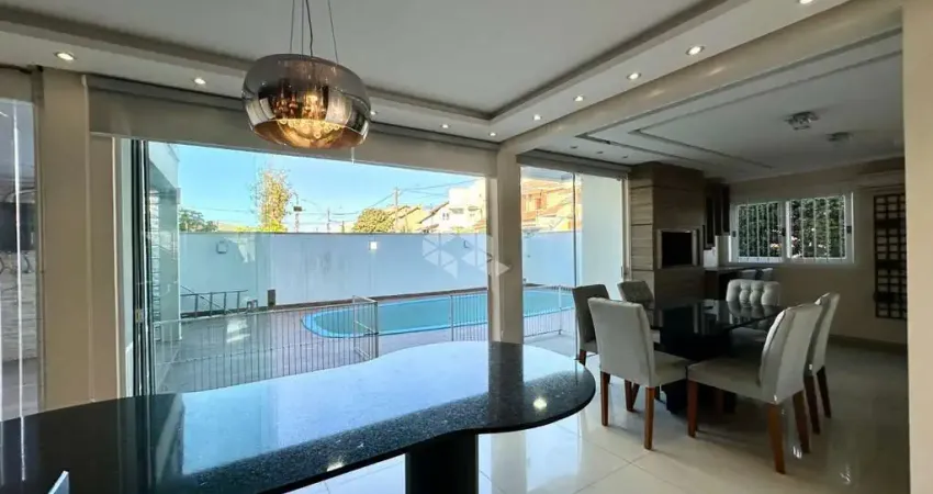 Sobrado 4 dormitórios, 1 suíte, sótão, 300 m² construído, bairro moinhos de ventos