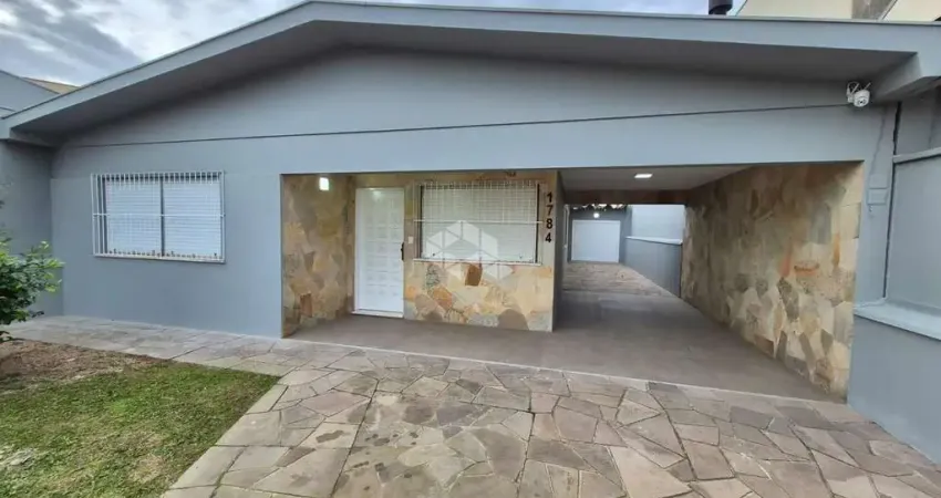 Casa 5 dormitórios, 1 com suíte, salão de festas com churrasqueira - niterói - canoas