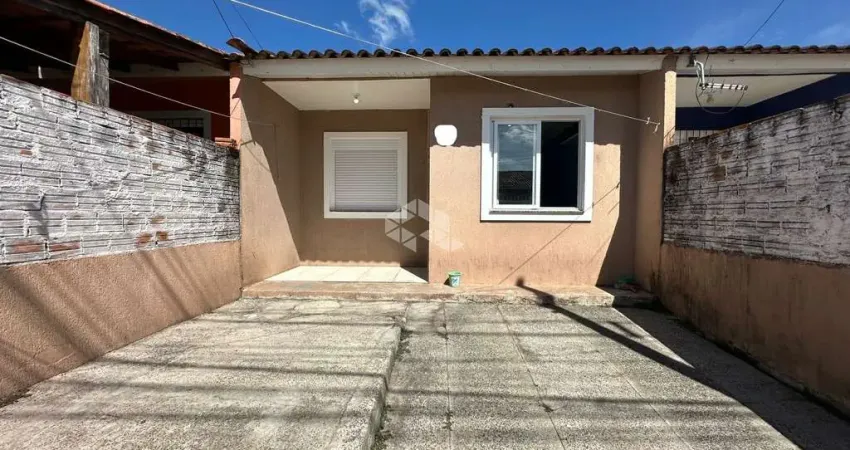 Casa térrea 2 dormitórios, pátio fundos, 02 vaga de carro, 43 m², Campo Belo - Cachoerinha