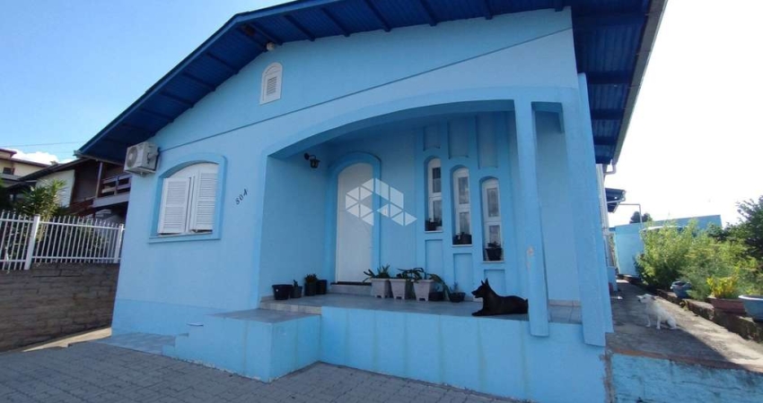 Casa com 3 quartos à venda na Ambrósio Pasqual, 804, Monte Pasqual, Farroupilha