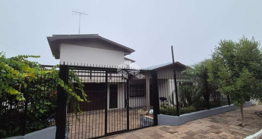 Casa residencia lcom 189,10m2 e área comercial com 114,47m2