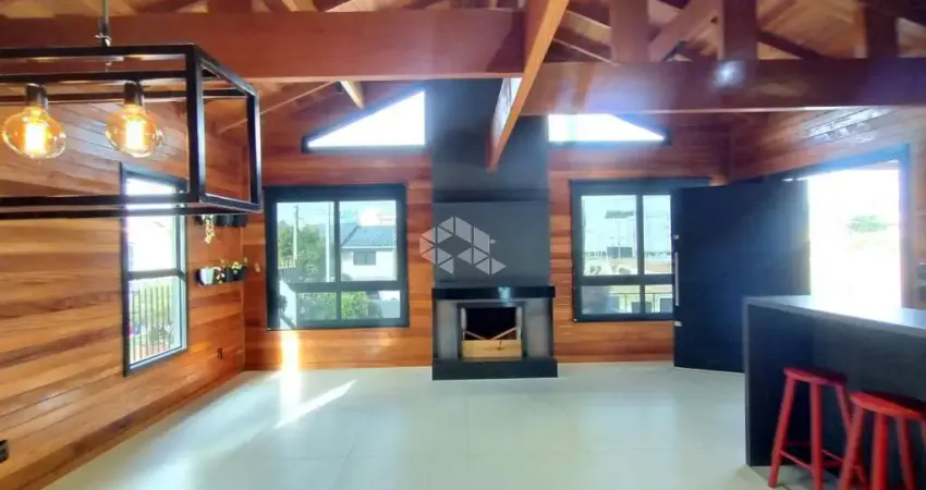 Casa à venda em madeira nobre no bairro belvedere em farroupilha