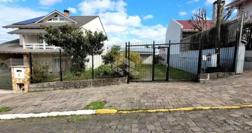 Casa com 3 quartos à venda na Rua Maximiliano Thomaz Dorigon, 43, São José, Farroupilha