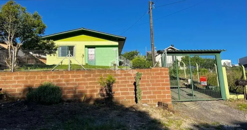 Casa com 3 quartos à venda na Agostinho Rossi, 278, Cruzeiro, Farroupilha