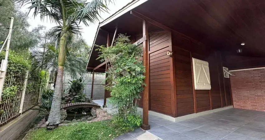 Casa com 3 quartos à venda na Rua Serafin Sperafico, 1798, Pio X, Farroupilha