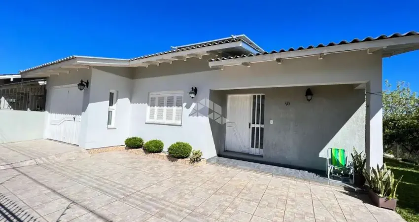 Casa com 4 quartos à venda na Rua Ernesto Tonet, 10, Pio X, Farroupilha