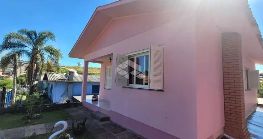 Casa com 4 quartos à venda na Rua Ambrósio Pasqual, 440, Monte Pasqual, Farroupilha