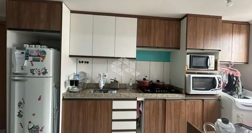 Apartamento no Residencial Monte Pasqual II com dois dormitórios