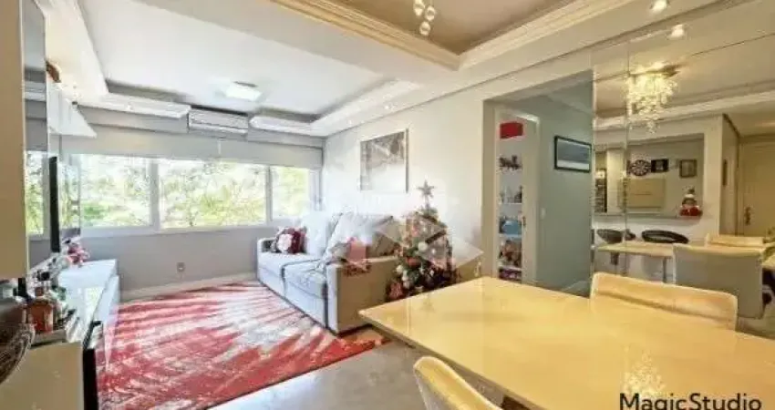 Apartamento 2 dormitórios com 1 vaga de garagem a venda no bairro Floresta em Porto Alegre/RS
