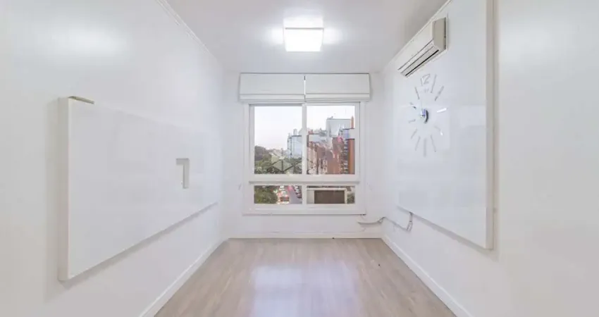 Apartamento de 2 dormitórios, com garagem, à venda no bairro Boa Vista em Porto Alegre/ RS