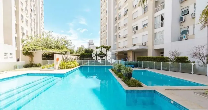 Apartamento à venda, 2 dormitórios, sendo 1 suíte, 1 vaga de garagem, infra completa, bairro Passo da Areia - Porto Alegre/RS