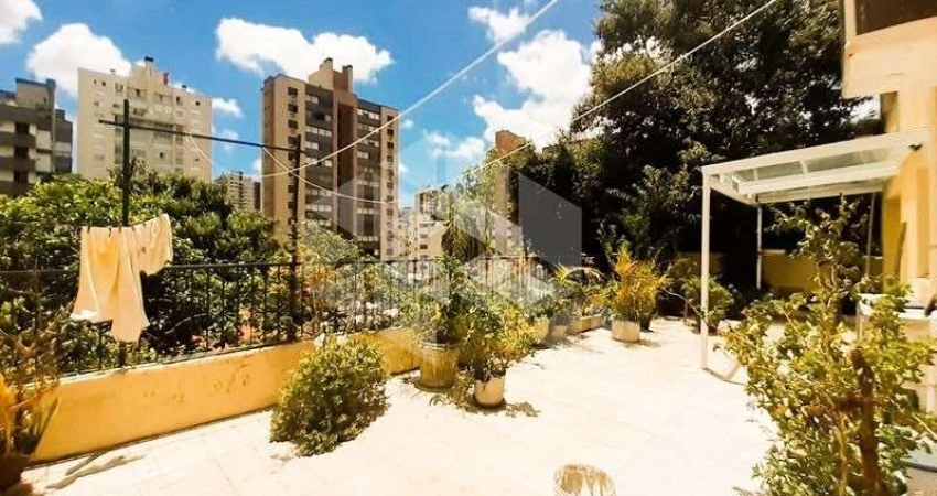 Apartamento Garden à venda com 01 dormitório/quarto na rua Felicíssimo de Azevedo no bairro Rio Branco em Porto Alegre/RS.