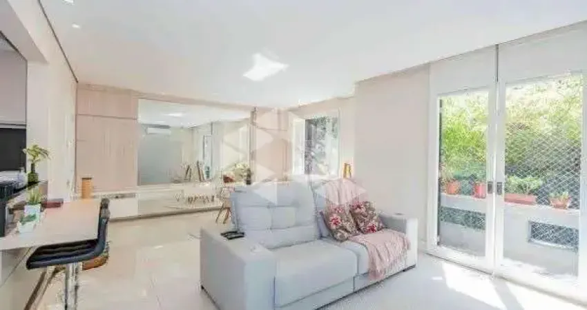 Apartamento à venda 2 dormitórios, 1 suíte no bairro moinhos de vento em porto alegre/rs