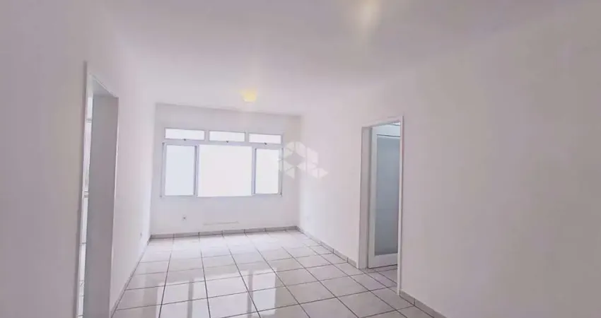 Apartamento com 2 dormitórios, reformado à venda, bairro floresta, porto alegre