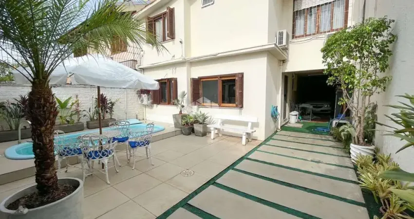 Casa à venda, 3 dormitórios, 4 vagas de garagem - partenon - porto alegre / rs