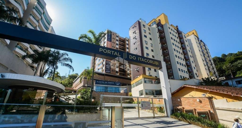 Apartamento semimobiliado com 4 dormitórios sendo 1 suíte, 2 vagas de garagem no bairro Itacorubi em Florianópolis/SC.