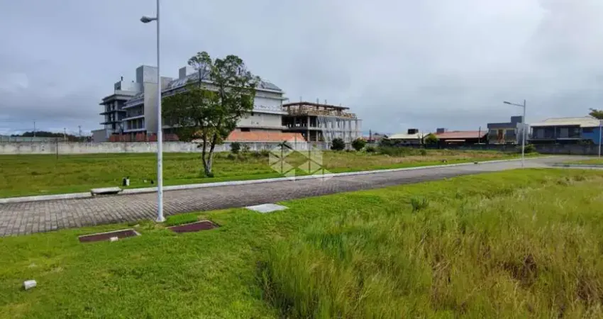 Terreno com 387,12m² A Venda - Campeche, Florianópolis SC