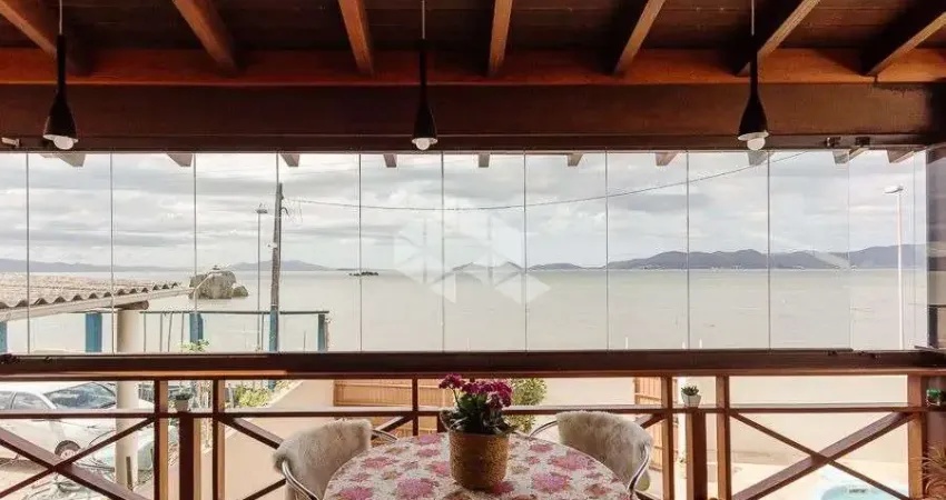 Casa semimobiliada com vista para o mar com 3 dormitórios/quartos a venda - balneário, florianópolis sc