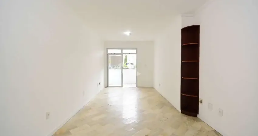 Apartamento semimobiliado com 3 dormitórios e sendo 1 suíte A Venda - Centro, Florianópolis SC