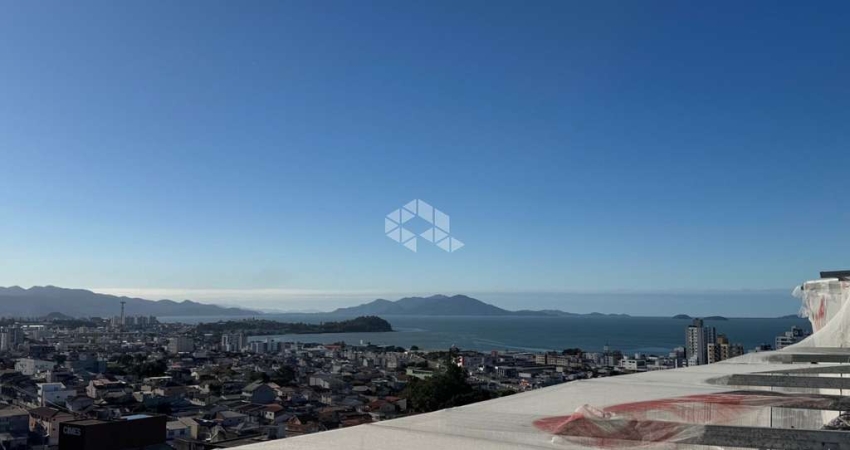 APARTAMENTO EM CONSTRUÇÃO COM 2 QUARTOS SENDO 1 SUÍTE NO BAIRRO NOSSA SENHORA DO ROSÁRIO EM SÃO JOSÉ/SC