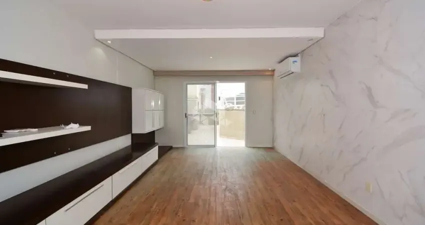 APARTAMENTO SEMIMOBILIADO COM 3 QUARTOS SENDO 2 SUÍTES E 2 VAGAS DE GARAGEM NO CÓRREGO GRANDE EM FLORIANÓPOLIS/SC