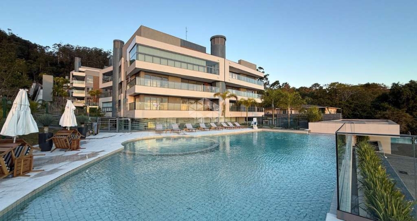 APARTAMENTO COM 3 SUÍTES E 2 VAGAS DE GARAGEM EM CACUPÉ FLORIANÓPOLIS/SC