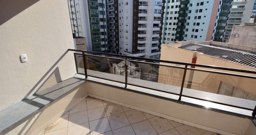 APARTAMENTO AMPLO COM 4 QUARTOS SENDO 2 SUÍTES 3 VAGAS E VISTA PANORÂMICA NO CENTRO DE FLORIANÓPOLIS