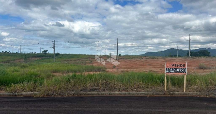 TERRENO PLANO DE 360M² EM AREIAS DE BAIXO PRONTO PARA CONSTRUIR