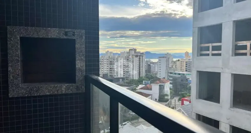 APARTAMENTO ALTO PADRÃO COM 3 SUÍTES 2 VAGAS E VISTA PARA O MAR NO CENTRO DE FLORIANÓPOLIS