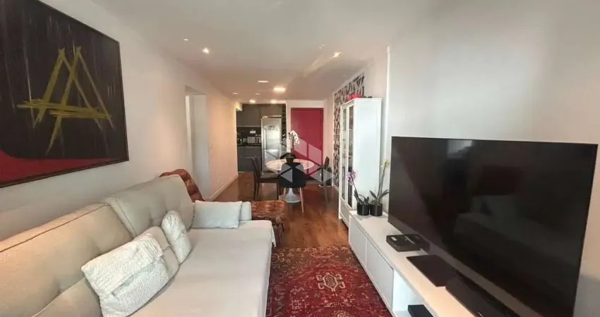 APARTAMENTO 2 QUARTOS  SENDO 1 SUÍTE SACADA VISTA MAR AGRONÔMICA FLORIANÓPOLIS