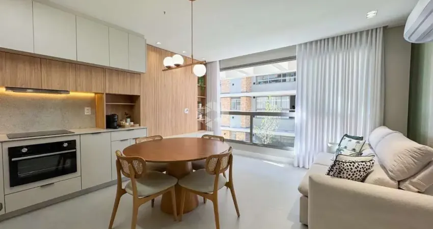 APARTAMENTO SEMIMOBILIADO 1 QUARTO LAZER COMPLETO ESTREITO FLORIANÓPOLIS