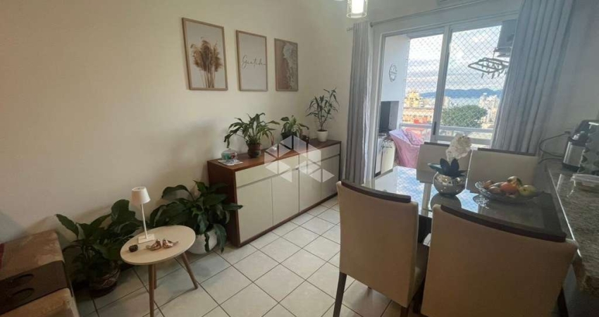 APARTAMENTO COM 3 QUARTOS SENDO 1 SUÍTE COM VISTA PARA O MAR E SACADA COM CHURRASQUEIRA NO ITACORUBI