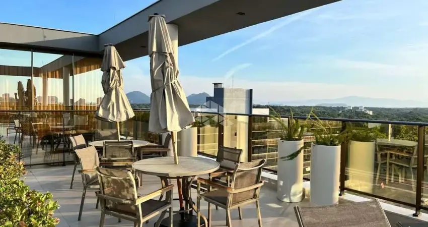 APARTAMENTO COM 2 QUARTOS SENDO 1 SUÍTE 1 VAGA DE GARAGEM E VISTA PANORÂMICA EM JURERÊ INTERNACIONAL FLORIANÓPOLIS
