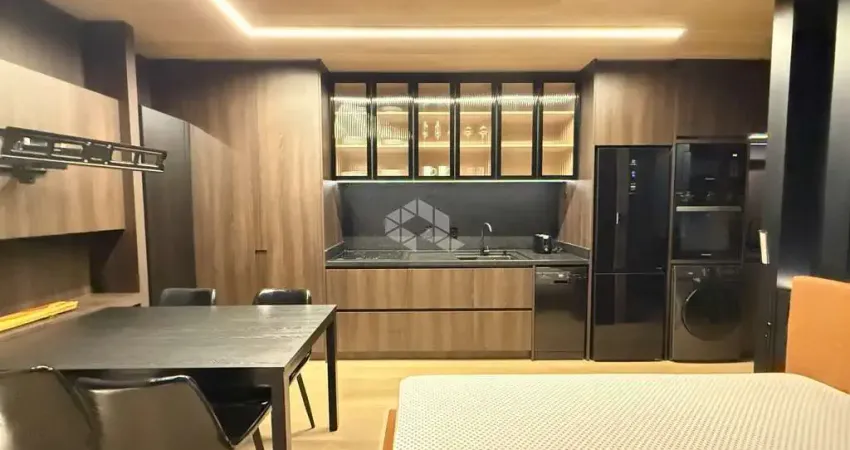 STUDIO COM 1 QUARTO 1 VAGA MOBILIADO E LAZER COMPLETO NO CENTRO DE FLORIANÓPOLIS