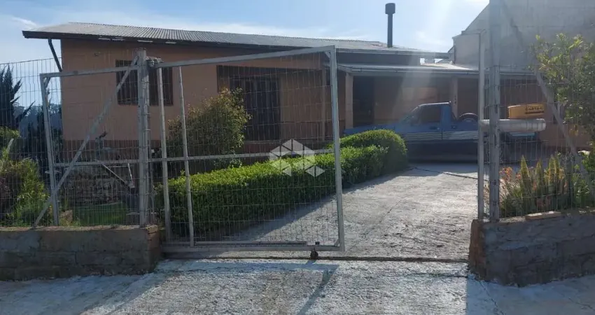 Casa com 3 quartos à venda na Luiz Carraro, 364, Santa Terezinha, Garibaldi
