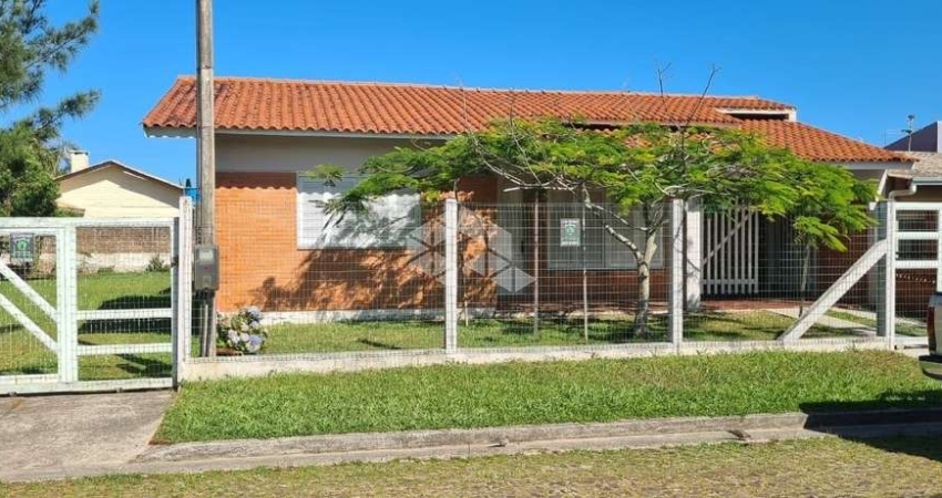 Casa com 4 quartos à venda na Quartzo, 1128, Rainha do Mar, Xangri-Lá