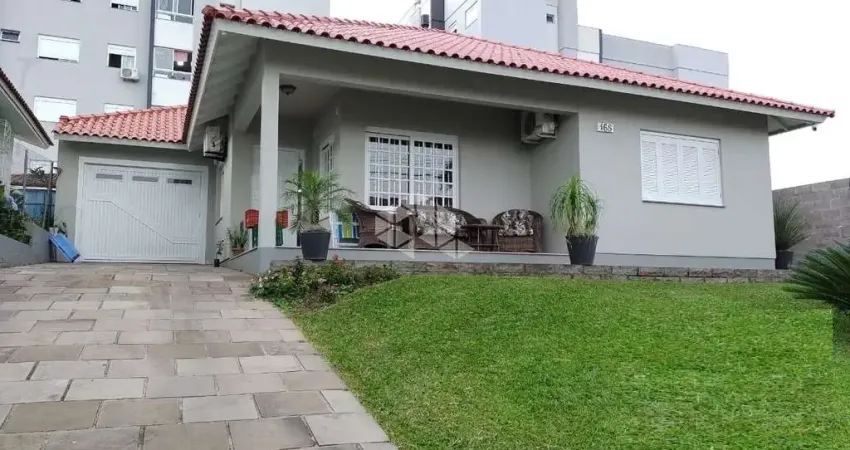 Casa com 3 quartos à venda na Pedro Cattani, 168, Santa Terezinha, Garibaldi