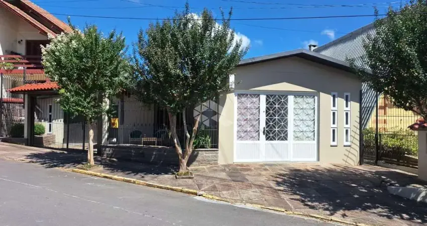 Casa com 5 quartos à venda na Rio Branco, 1626, Cairú, Garibaldi