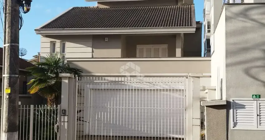 Casa com 4 quartos à venda na Vicente Farraon, 269, Centro, Garibaldi